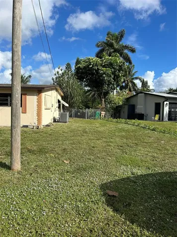 5751 SW 55th Street Davie FL 33314