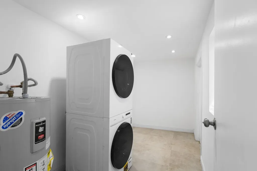 823 SW 27th Street Fort Lauderdale FL 33315