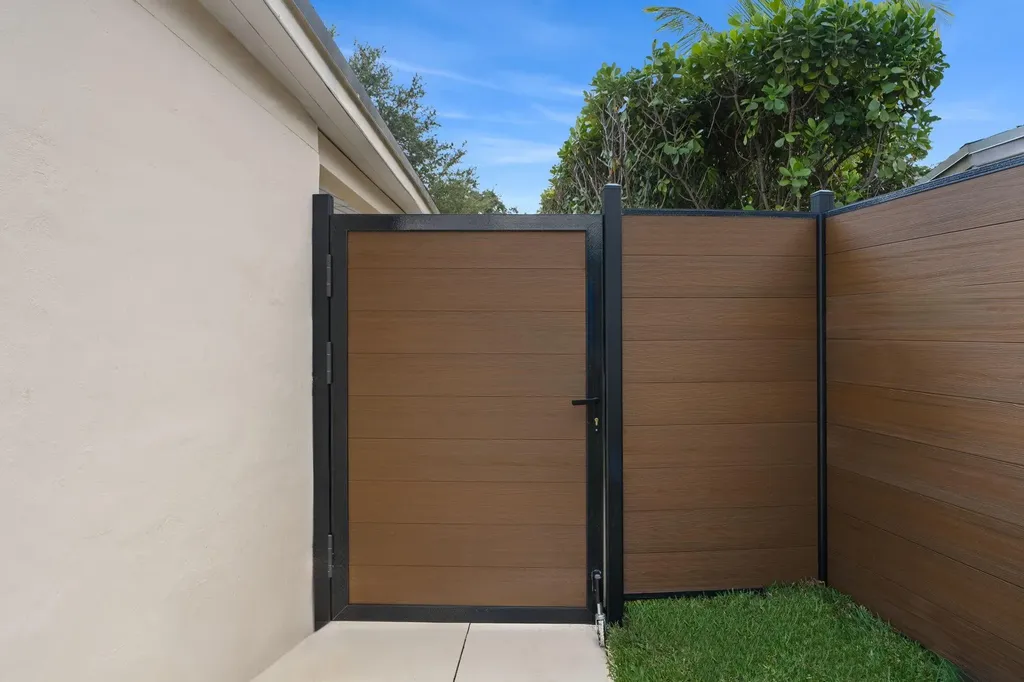 823 SW 27th Street Fort Lauderdale FL 33315