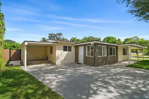 823 SW 27th Street Fort Lauderdale FL 33315