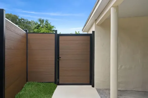823 SW 27th Street Fort Lauderdale FL 33315