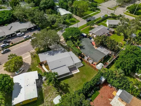 823 SW 27th Street Fort Lauderdale FL 33315