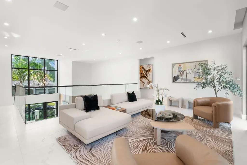 2717 NE 29th Street Fort Lauderdale FL 33306