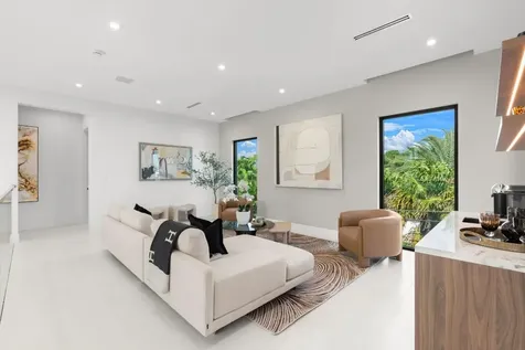 2717 NE 29th Street Fort Lauderdale FL 33306