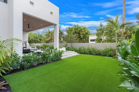 2717 NE 29th Street Fort Lauderdale FL 33306