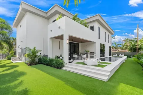 2717 NE 29th Street Fort Lauderdale FL 33306
