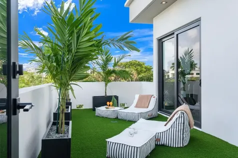 2717 NE 29th Street Fort Lauderdale FL 33306