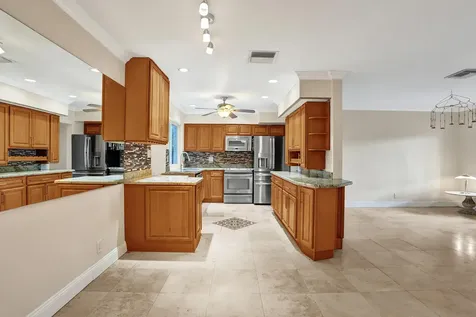 1240 SW 4th Avenue Pompano Beach FL 33060