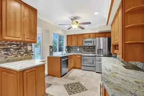1240 SW 4th Avenue Pompano Beach FL 33060