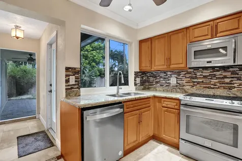 1240 SW 4th Avenue Pompano Beach FL 33060