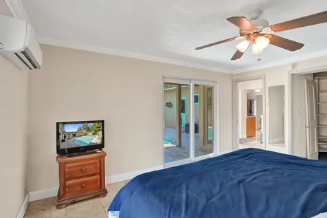 1240 SW 4th Avenue Pompano Beach FL 33060