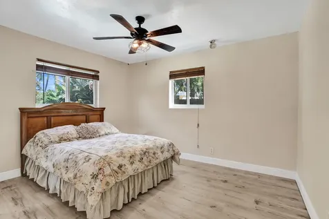1240 SW 4th Avenue Pompano Beach FL 33060