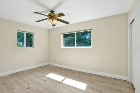 1240 SW 4th Avenue Pompano Beach FL 33060