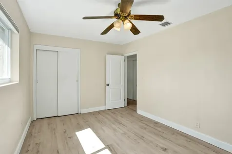 1240 SW 4th Avenue Pompano Beach FL 33060