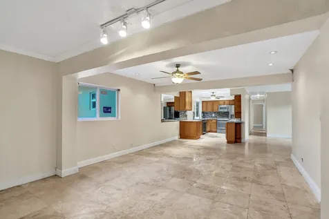 1240 SW 4th Avenue Pompano Beach FL 33060