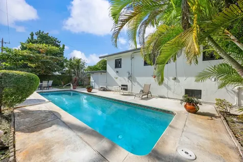 20335 NE 13th Court Miami FL 33179