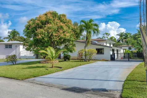 20335 NE 13th Court Miami FL 33179