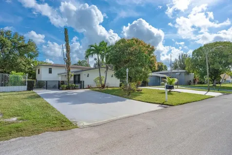 20335 NE 13th Court Miami FL 33179
