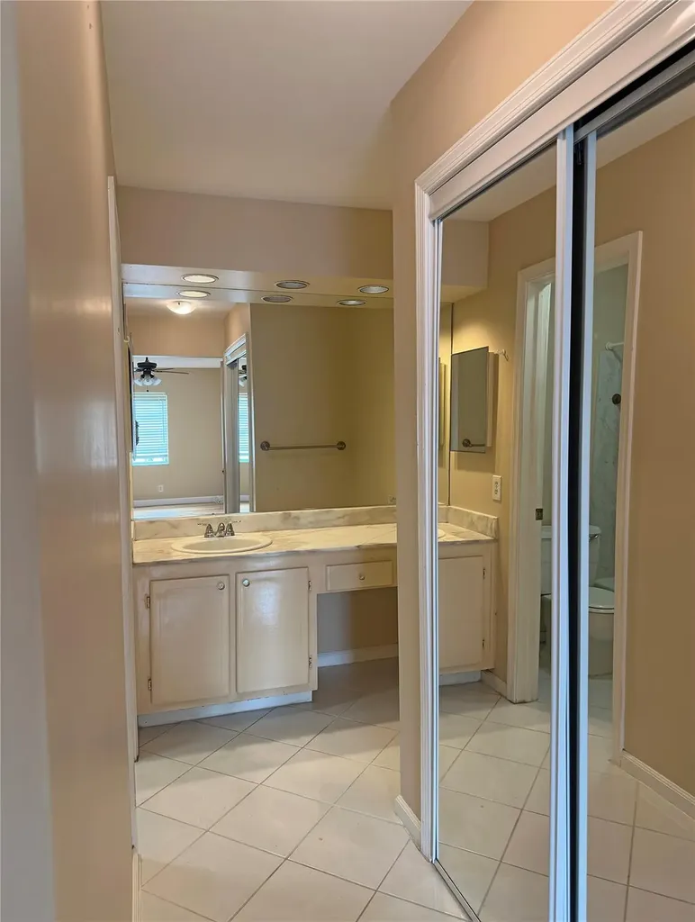 6317 Bay Club Drive Fort Lauderdale FL 33308