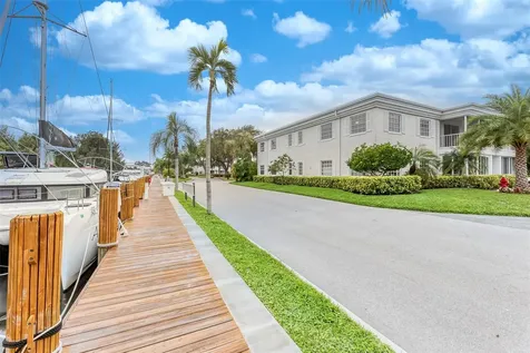 6317 Bay Club Drive Fort Lauderdale FL 33308