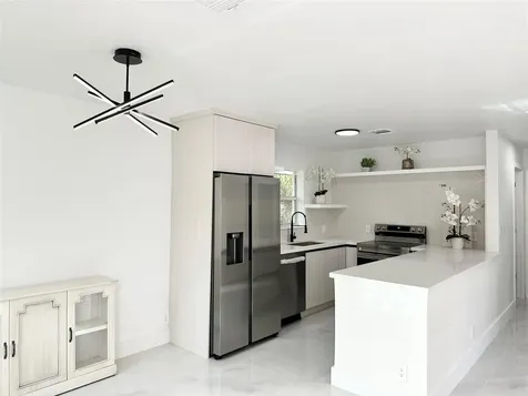 2508 Mckinley Street Hollywood FL 33020