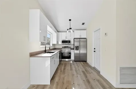 2417 SW Summit Street Port St Lucie FL 34984