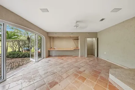 6204 Paradise Point Drive Palmetto Bay FL 33157