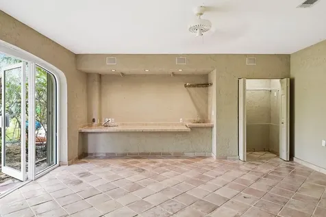 6204 Paradise Point Drive Palmetto Bay FL 33157