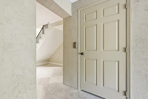 6204 Paradise Point Drive Palmetto Bay FL 33157