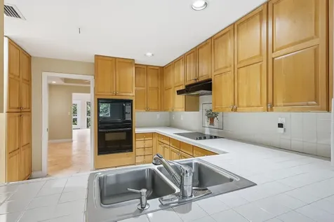 6204 Paradise Point Drive Palmetto Bay FL 33157