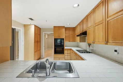 6204 Paradise Point Drive Palmetto Bay FL 33157