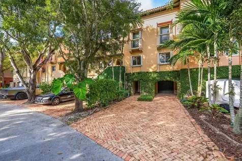 6204 Paradise Point Drive Palmetto Bay FL 33157