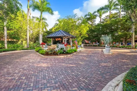 6204 Paradise Point Drive Palmetto Bay FL 33157