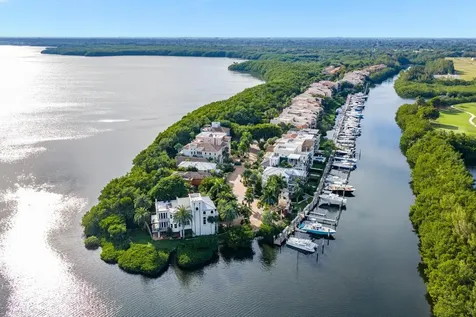 6204 Paradise Point Drive Palmetto Bay FL 33157
