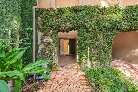 6204 Paradise Point Drive Palmetto Bay FL 33157