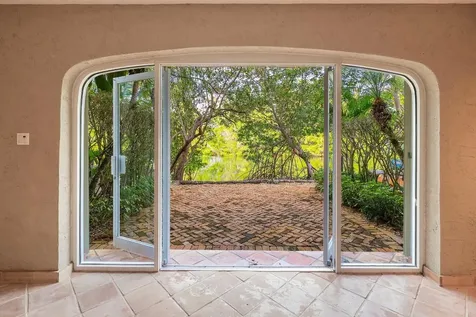 6204 Paradise Point Drive Palmetto Bay FL 33157