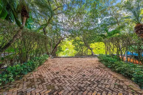 6204 Paradise Point Drive Palmetto Bay FL 33157