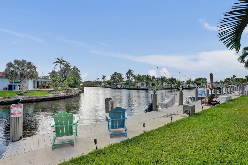 935 SE 9th Avenue Pompano Beach FL 33060