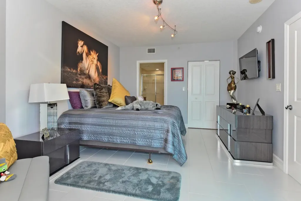 347 N New River Drive Fort Lauderdale FL 33301