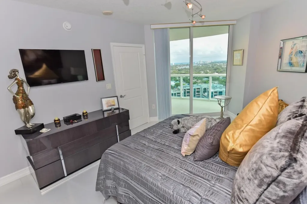 347 N New River Drive Fort Lauderdale FL 33301