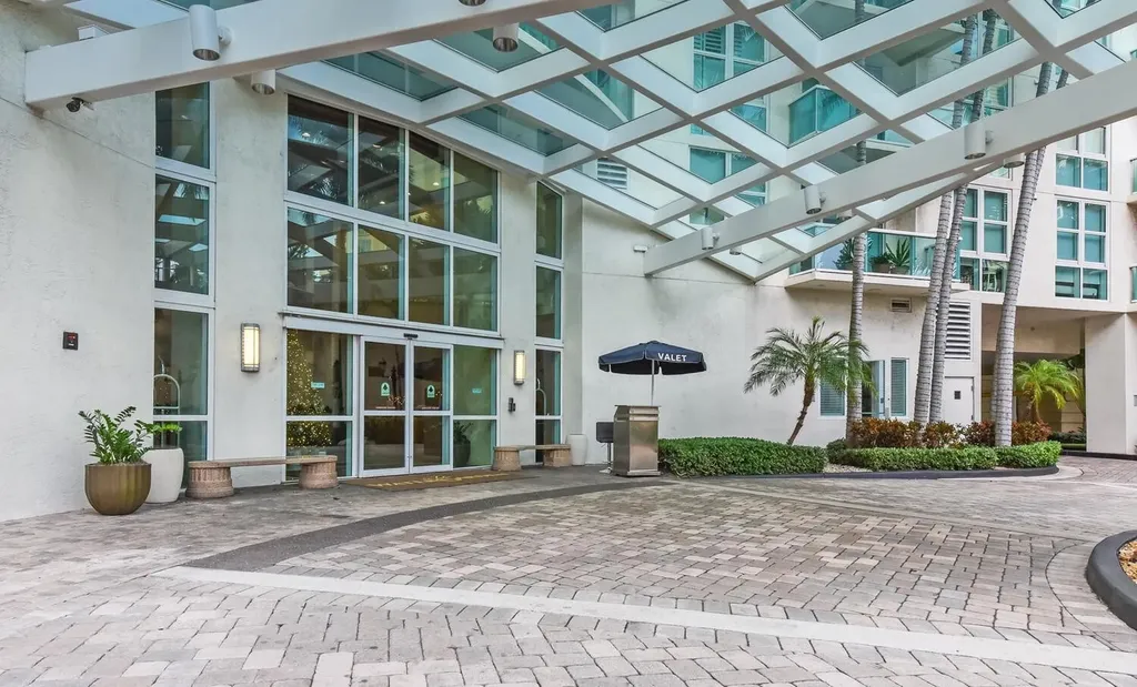 347 N New River Drive Fort Lauderdale FL 33301