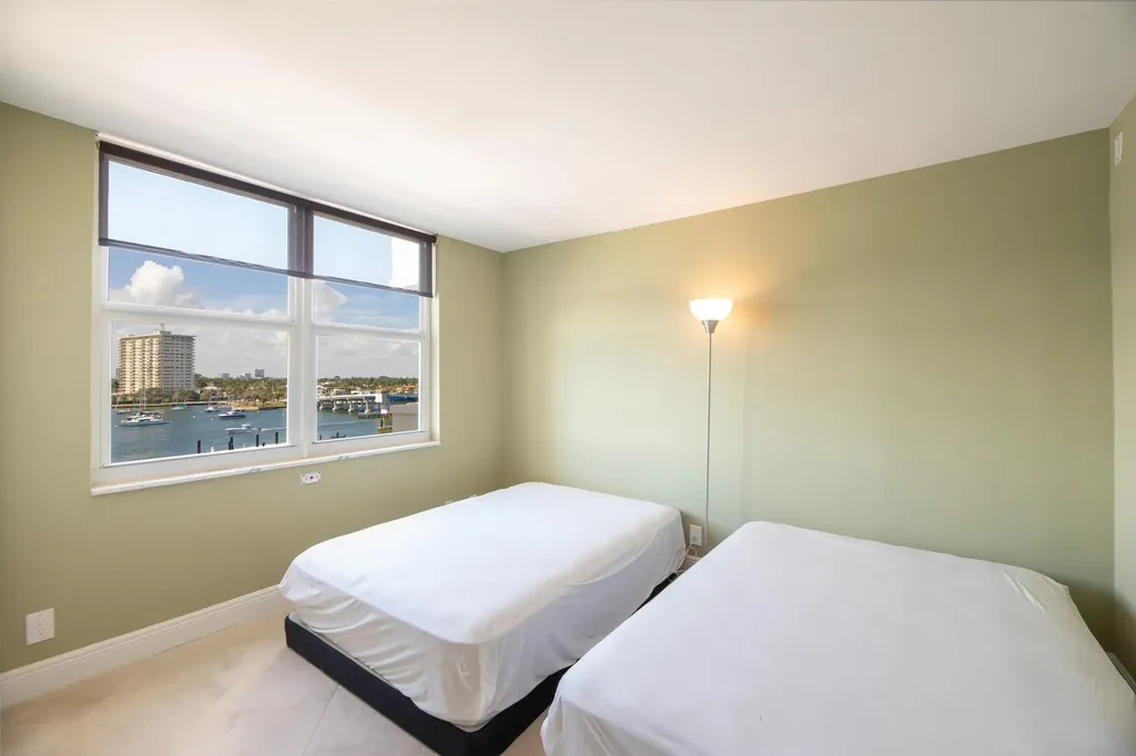 1 Las Olas Circle Fort Lauderdale FL 33316