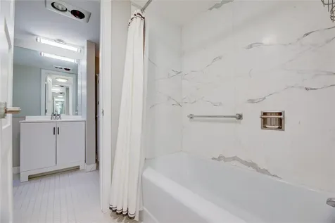 1 Las Olas Circle Fort Lauderdale FL 33316