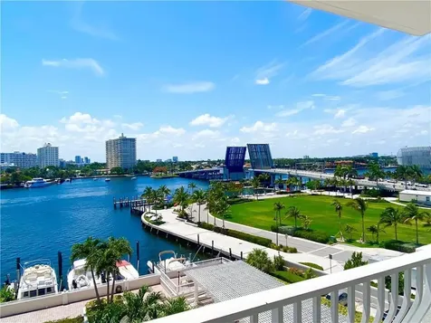 1 Las Olas Circle Fort Lauderdale FL 33316