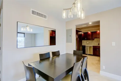 1 Las Olas Circle Fort Lauderdale FL 33316
