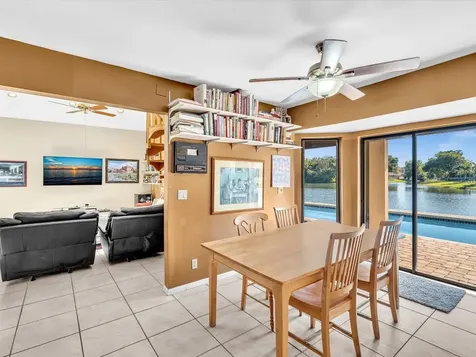 11170 NW 2nd Manor Coral Springs FL 33071