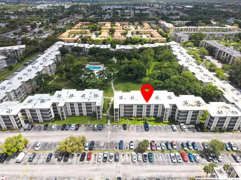 2998 NW 48th Terrace Lauderdale Lakes FL 33313