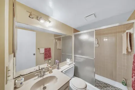 2998 NW 48th Terrace Lauderdale Lakes FL 33313