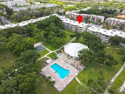 2998 NW 48th Terrace Lauderdale Lakes FL 33313