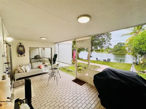 9673 NW 45th Street Sunrise FL 33351